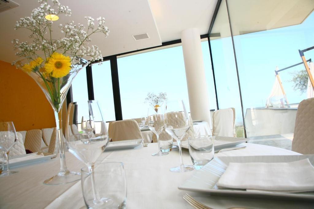 Esperia Palace Hotel & Resort Spa Цафферана-Етнеа Екстер'єр фото